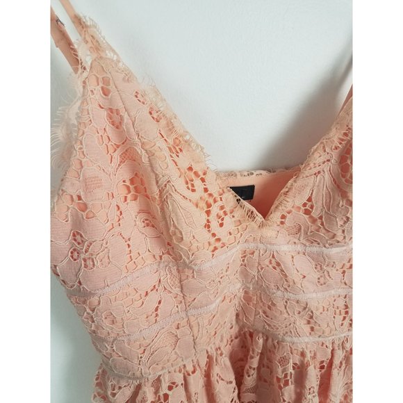 NBD REVOLVE Women's Sz. XS Give It Up Light Pink Lace Mini Dress - Picture 6 of 9